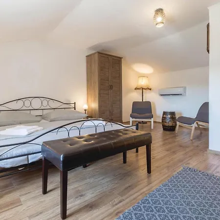 Semesterbostad Amazing In With Kitchen *