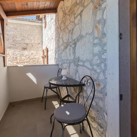 Amazing In With Kitchen Poreč