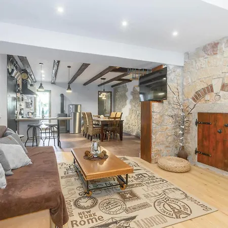 Amazing In With Kitchen Semesterbostad Poreč