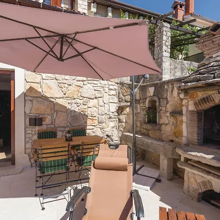 Amazing In With Kitchen Vikendica